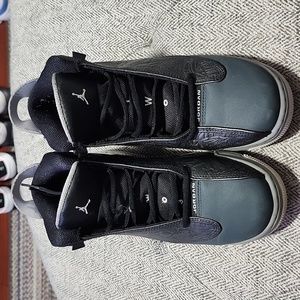 Women's Jordans Black and Grey